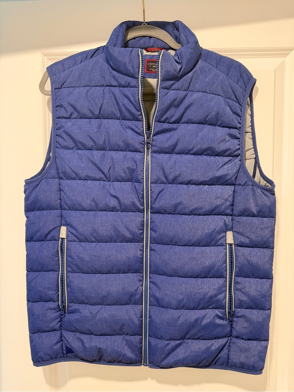 UNTUCKit Quilted Puffer Vest - Men's Lightweight Layer